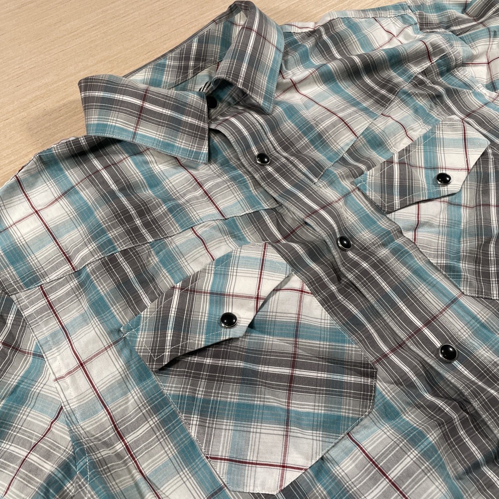 Empyre Men's Western‎ Button Down Short Sleeve Plaid with Pearl Snap Size Medium